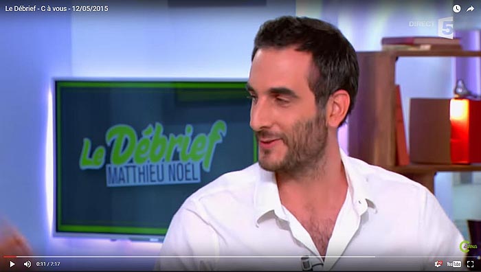 Matthieu Noël la main dans le sac C à Vous 12/05/2015