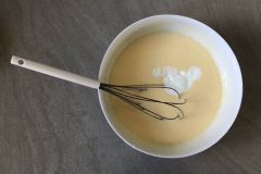 Ajoutez le yaourt nature - Recette Cake façon Savane