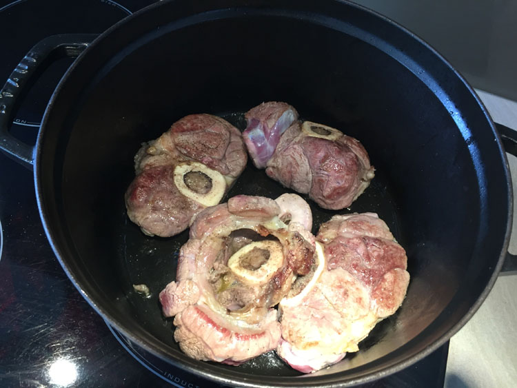 Belle coloration de la viande - Osso Bucco Veau