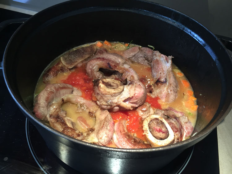 Incorporez la viande - Osso Bucco Veau