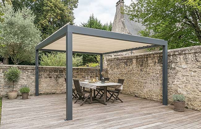 Pergola ouverte et légère